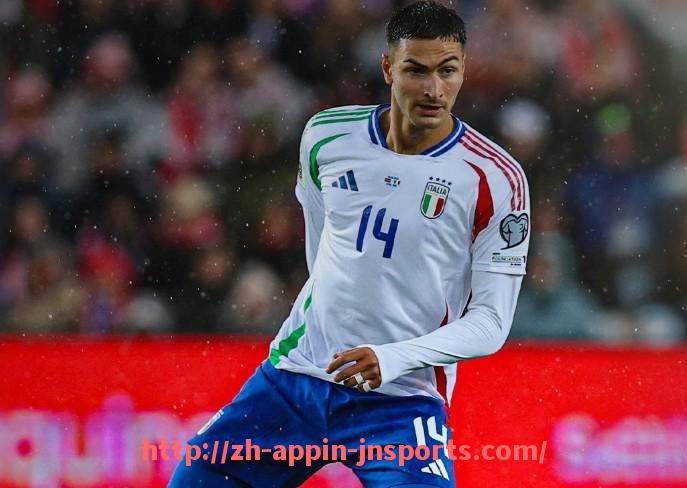 江南体育APP-世俱杯判罚尺度分析：严厉与宽松的平衡点在哪里？